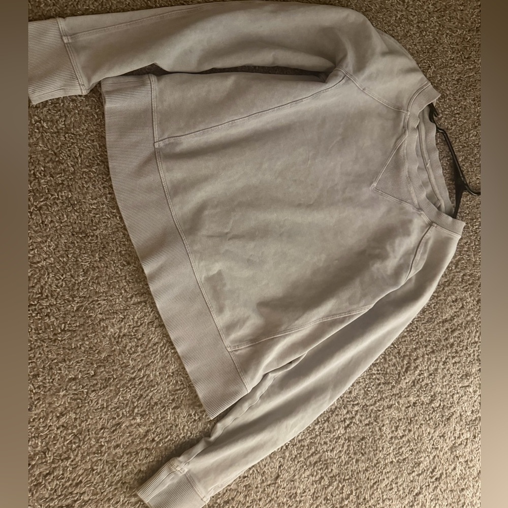 Lululemon sweatshirt